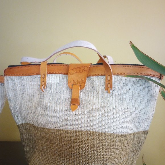 Kiondo Sisal Shoulder Bag Large each - Picture 2 of 3